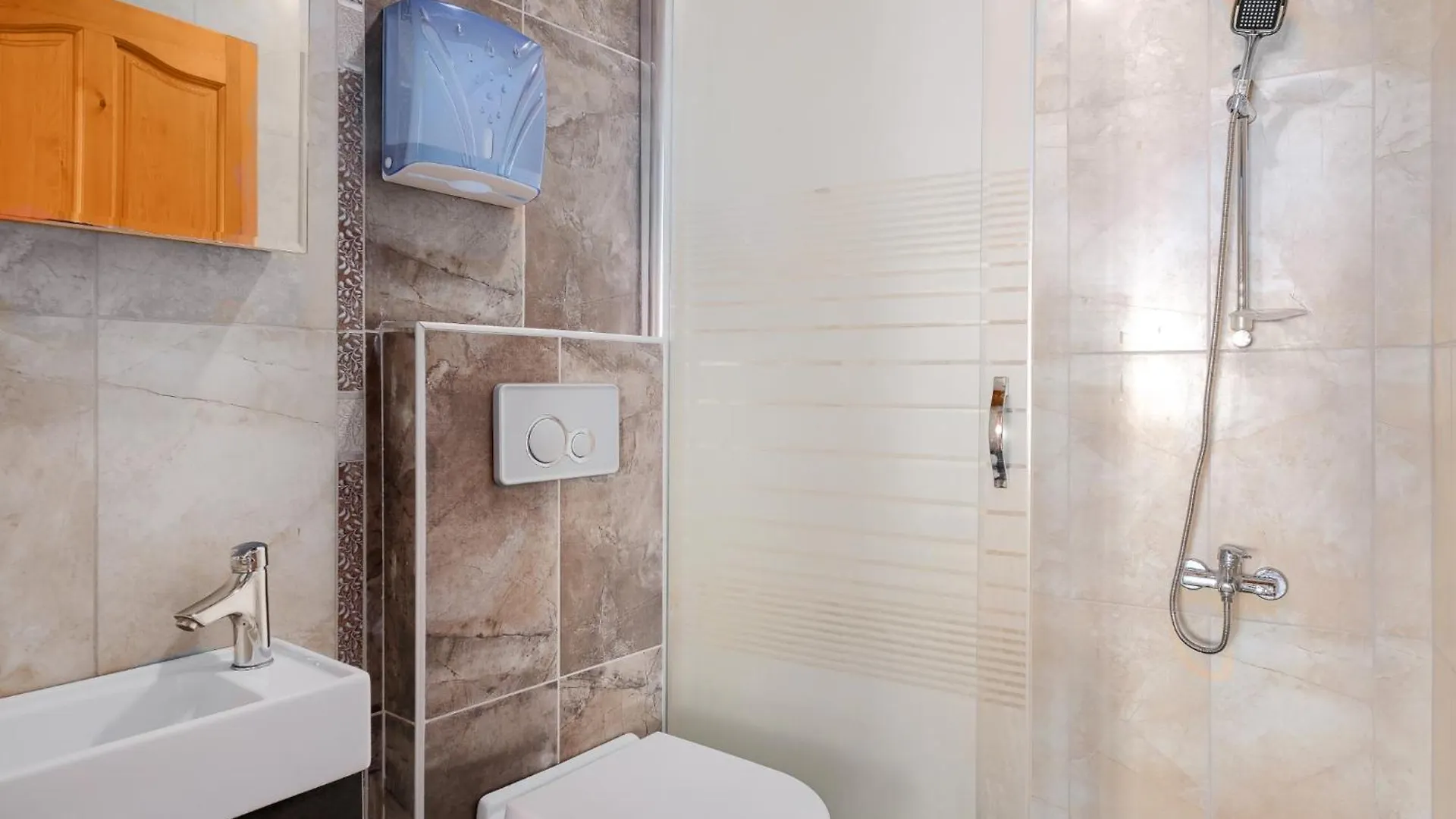Detached Triplex With Garden Terrace Villa Istanbul