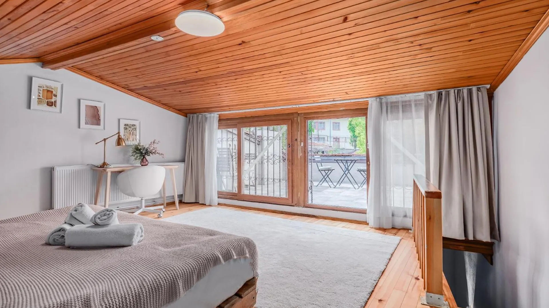 Detached Triplex With Garden Terrace Villa Istanbul