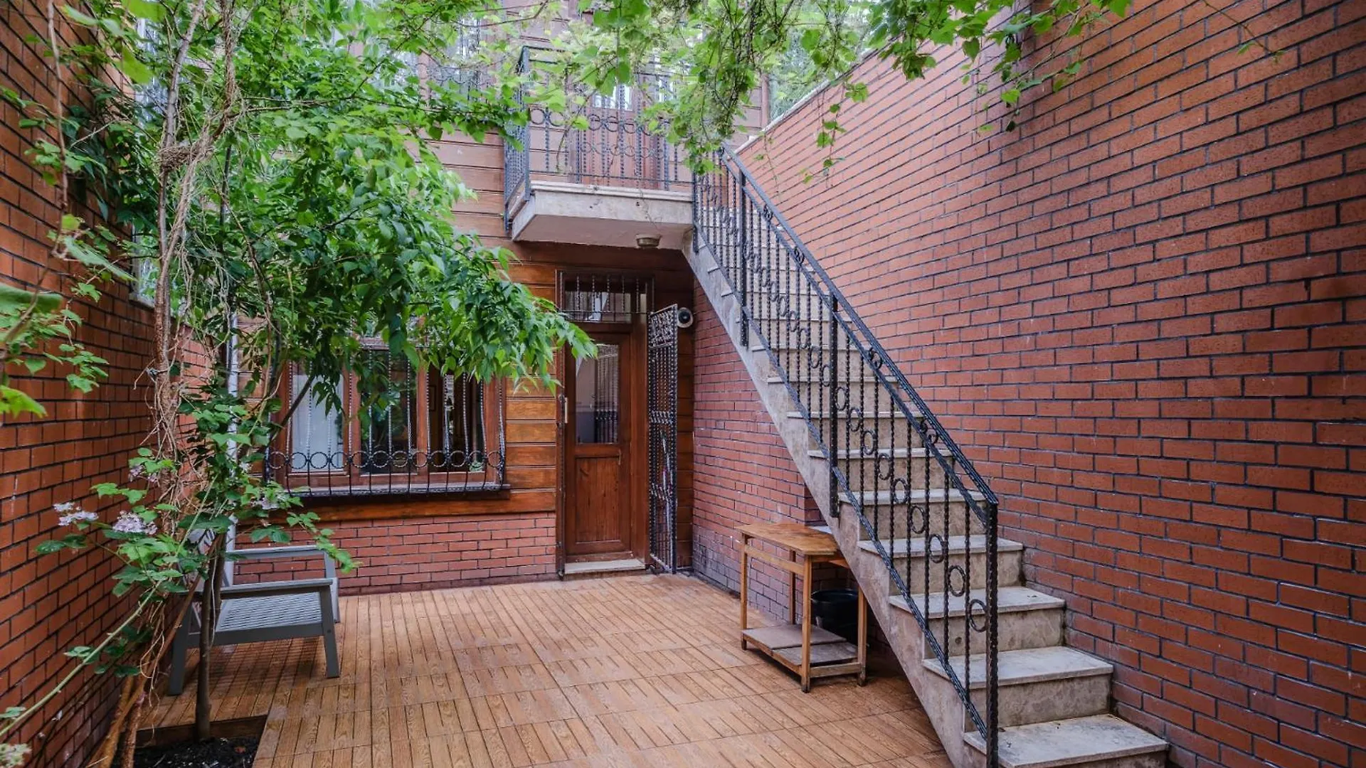 Willa Detached Triplex With Garden Terrace Stambuł